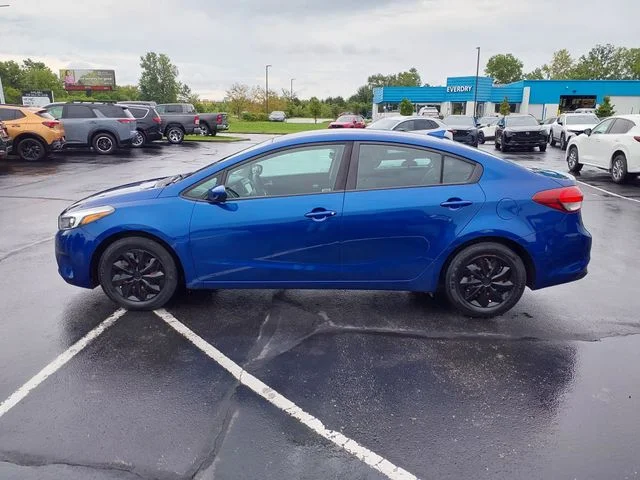Used 2018 Blue Kia LX image 5