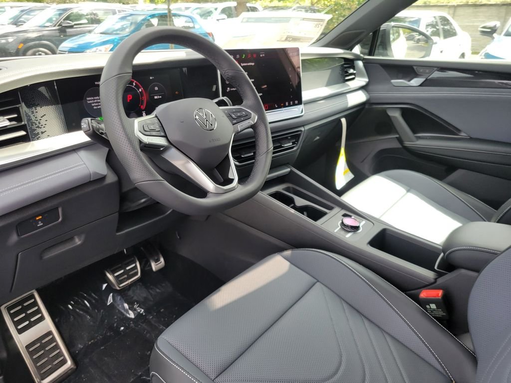 New 2026 White/off-white Volkswagen 2.0T SE R-Line Black image 11
