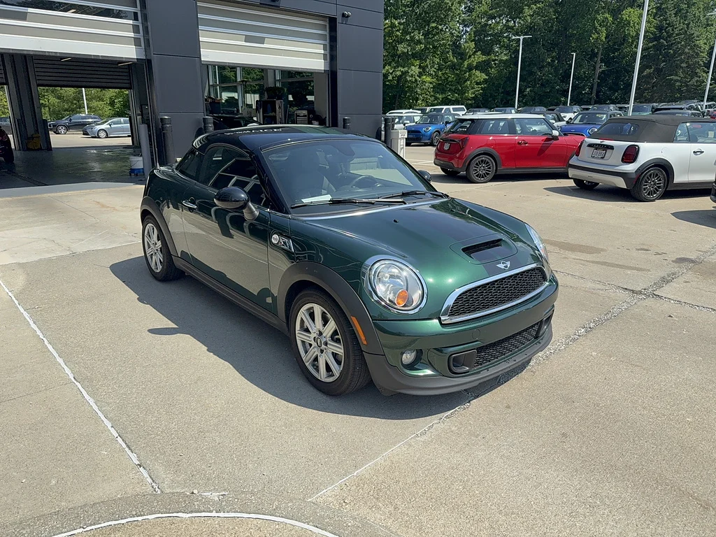 Used 2013 British Racing Green II Metallic MINI Cooper S image 2
