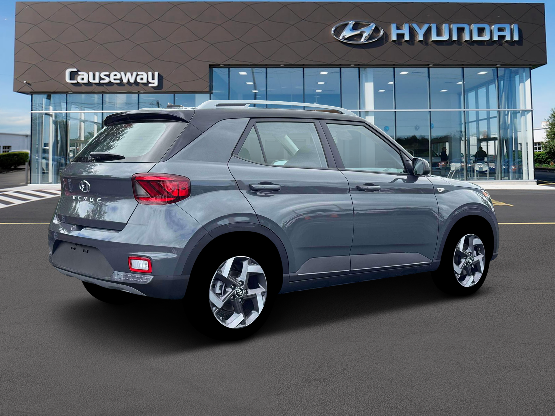 New 2026 Gray Hyundai SEL w/Two-Tone Roof image 8