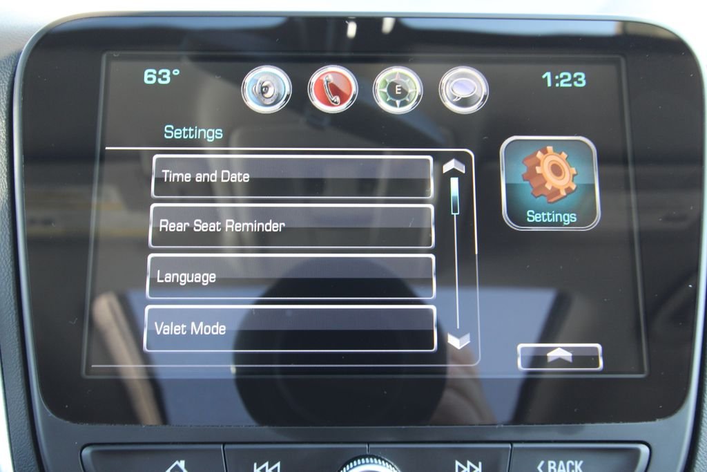Used 2018 Gray Chevrolet LT image 30