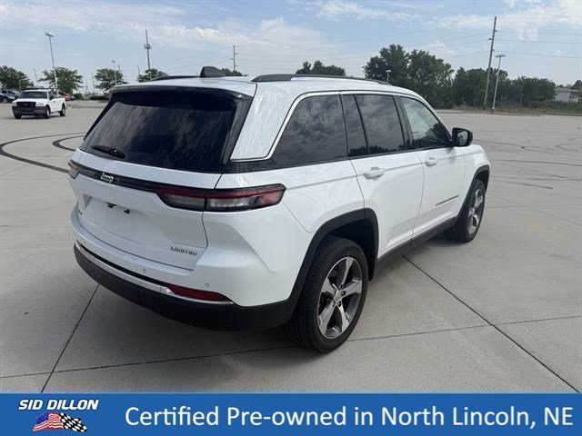 Used 2023 Bright White Clearcoat Jeep Limited image 8