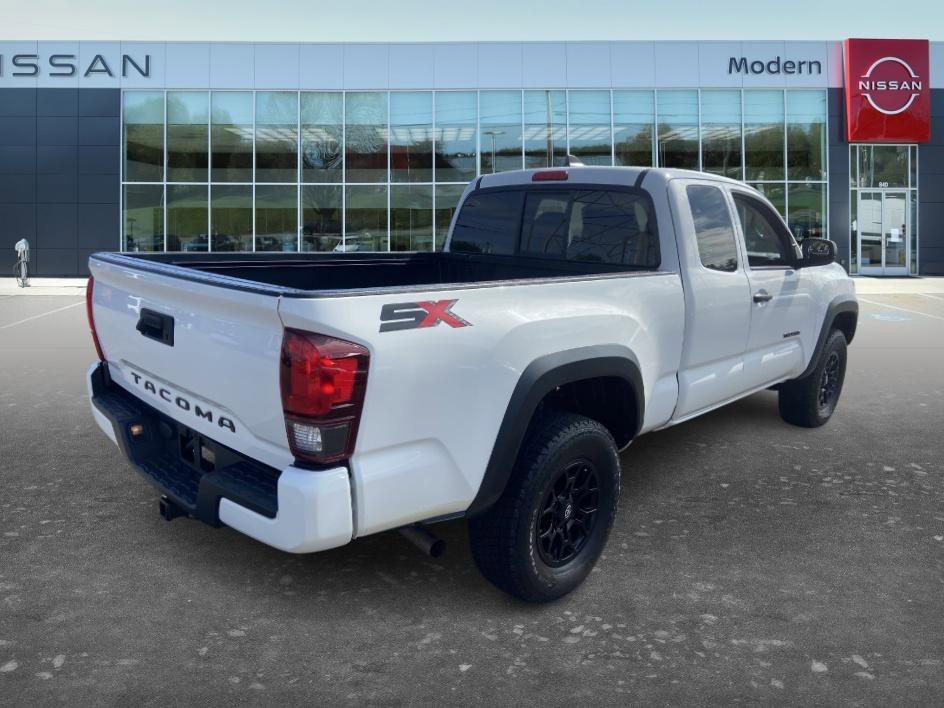 Used 2022 White Toyota SR image 5