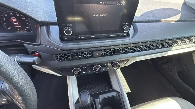 Used 2023 Black Honda LX image 15