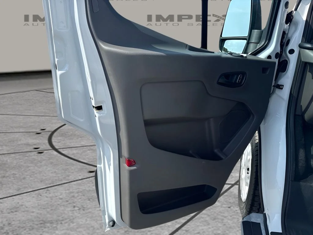Used 2025 White Ford Base image 17