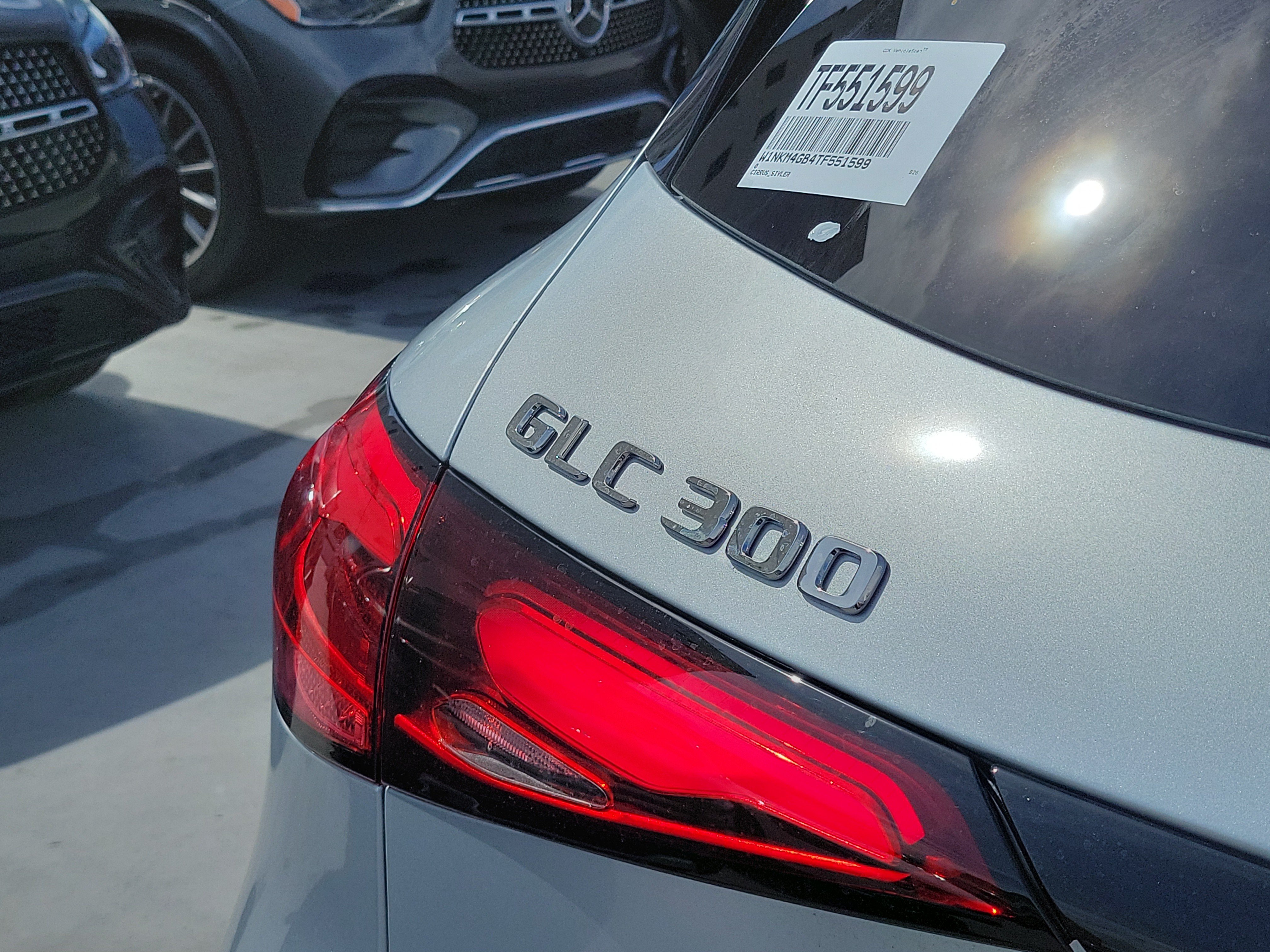 New 2026 Cirrus Silver Metallic Mercedes-Benz GLC 300 image 33