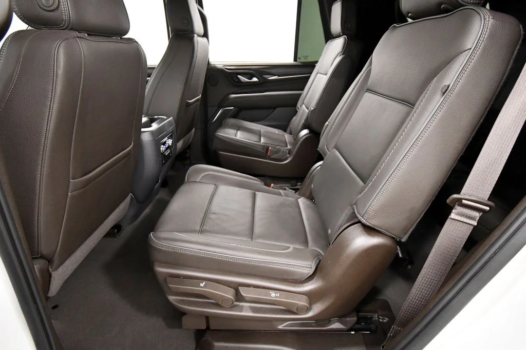 Used 2022 White GMC Denali image 15