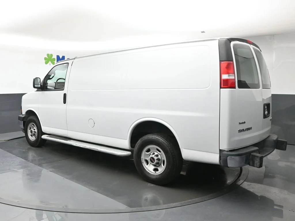 Used 2024 White GMC Work Van image 23