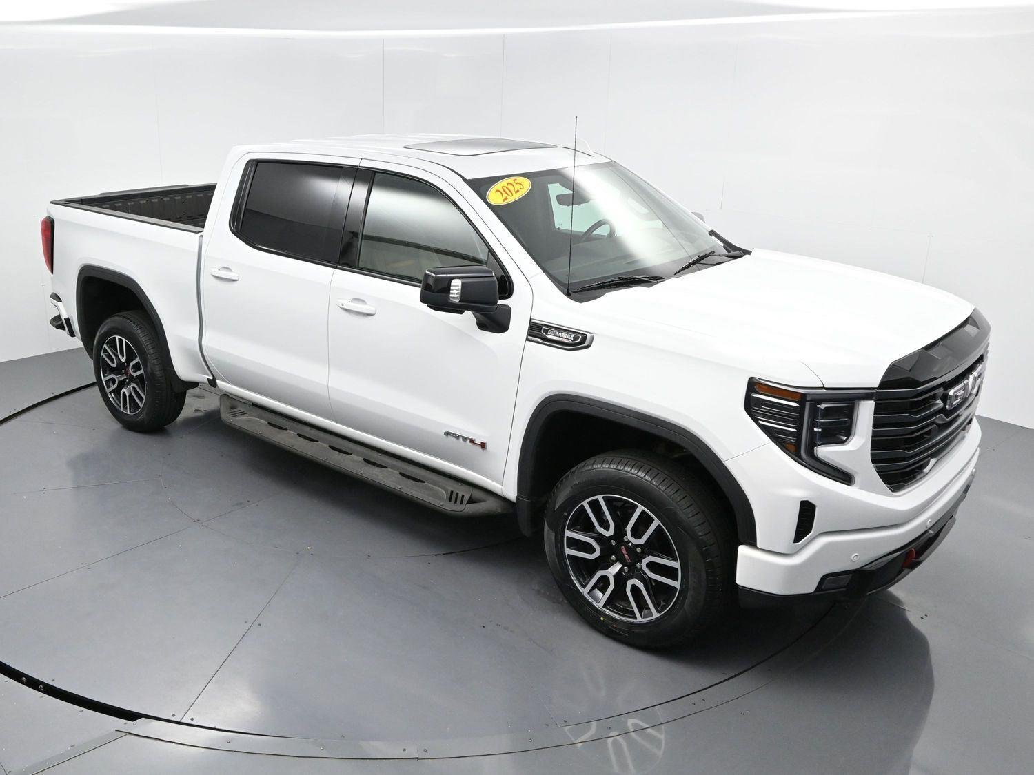 Used 2025 Summit White GMC AT4 image 40