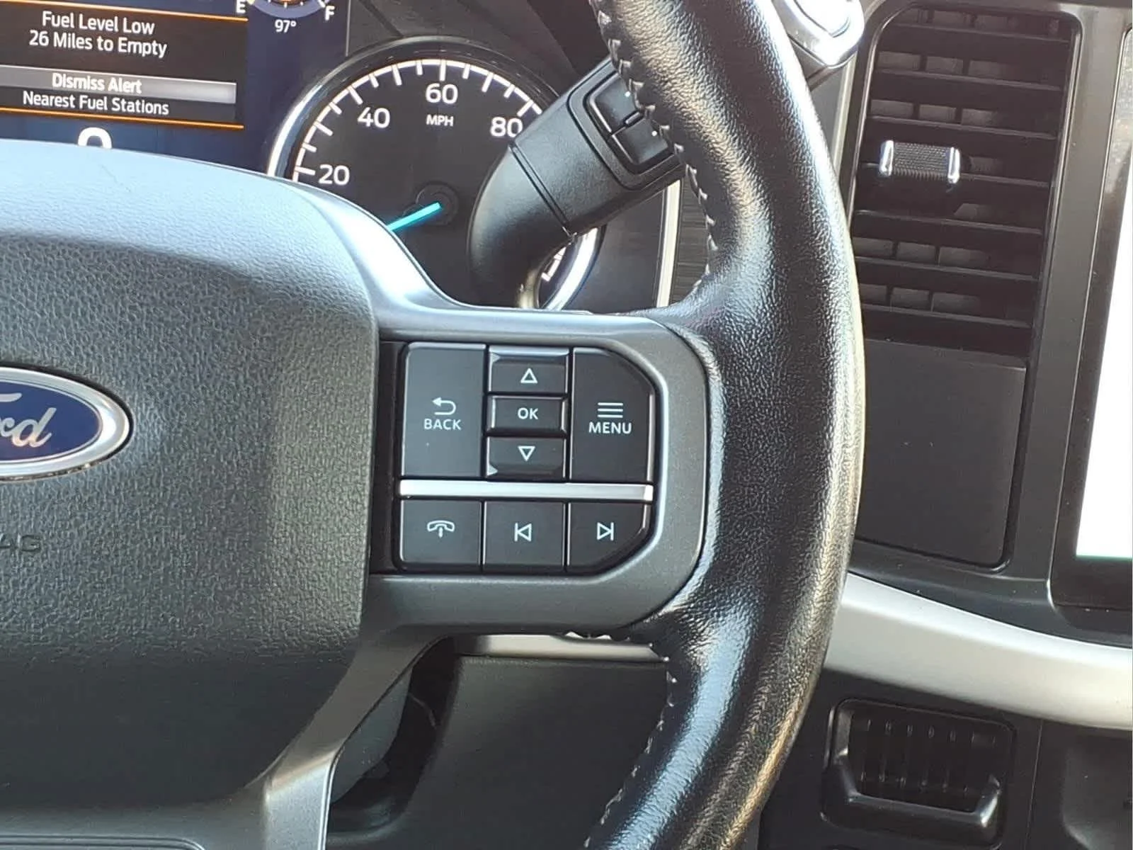 Used 2021 Antimatter Blue Ford XLT image 22