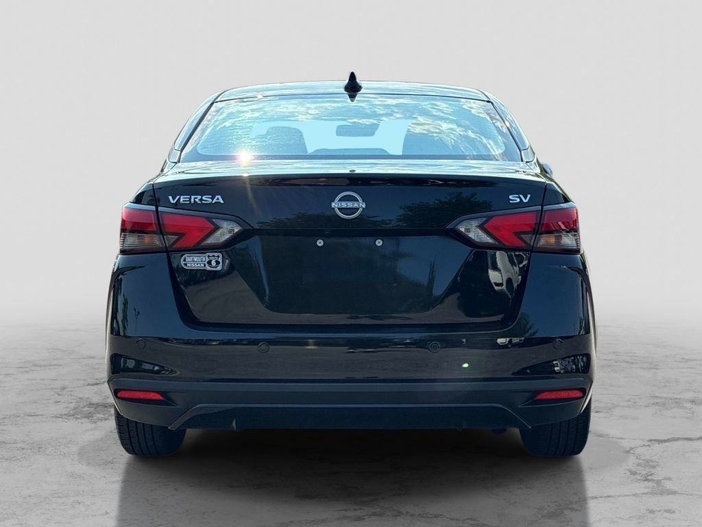 Used 2024 Black Nissan 1.6 SV image 6