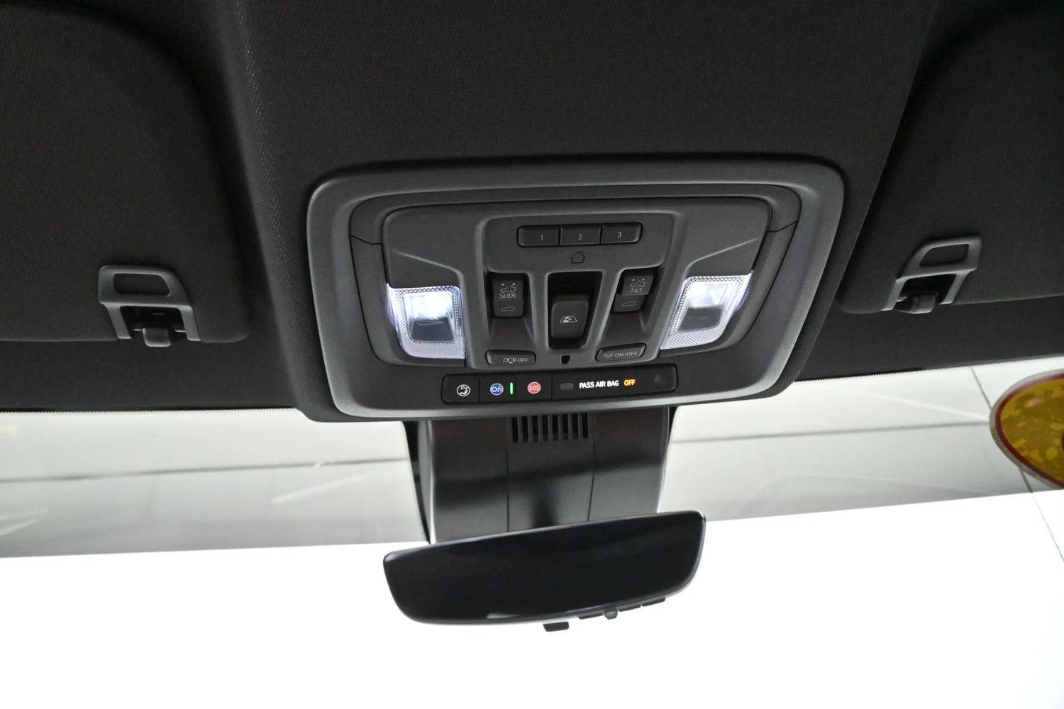 Used 2023 Radiant Red Tintcoat Chevrolet High Country image 27