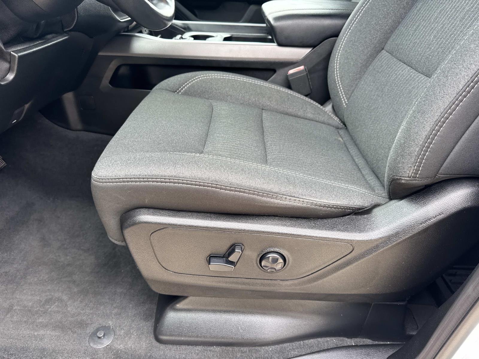 Used 2020 White Ram Big Horn image 16