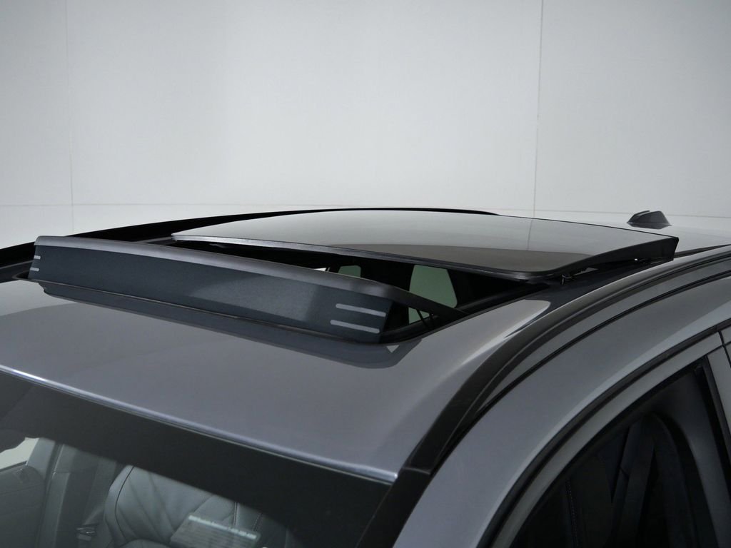 Used 2026 Skyscraper Grey Metallic BMW xDrive50e image 19