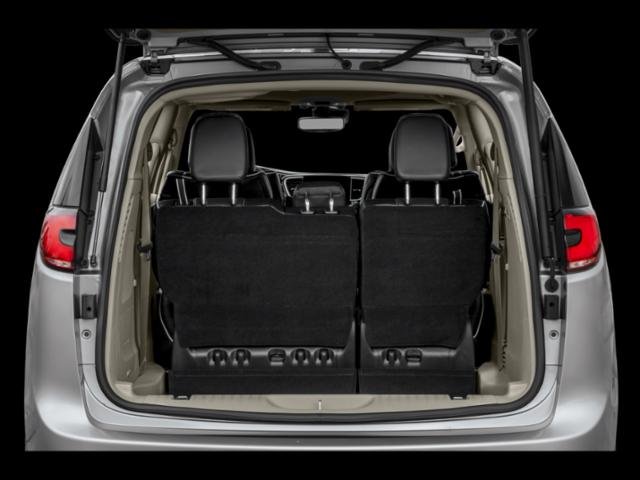 New 2026 Bright White Clear-Coat Exterior Paint Chrysler Pinnacle image 8