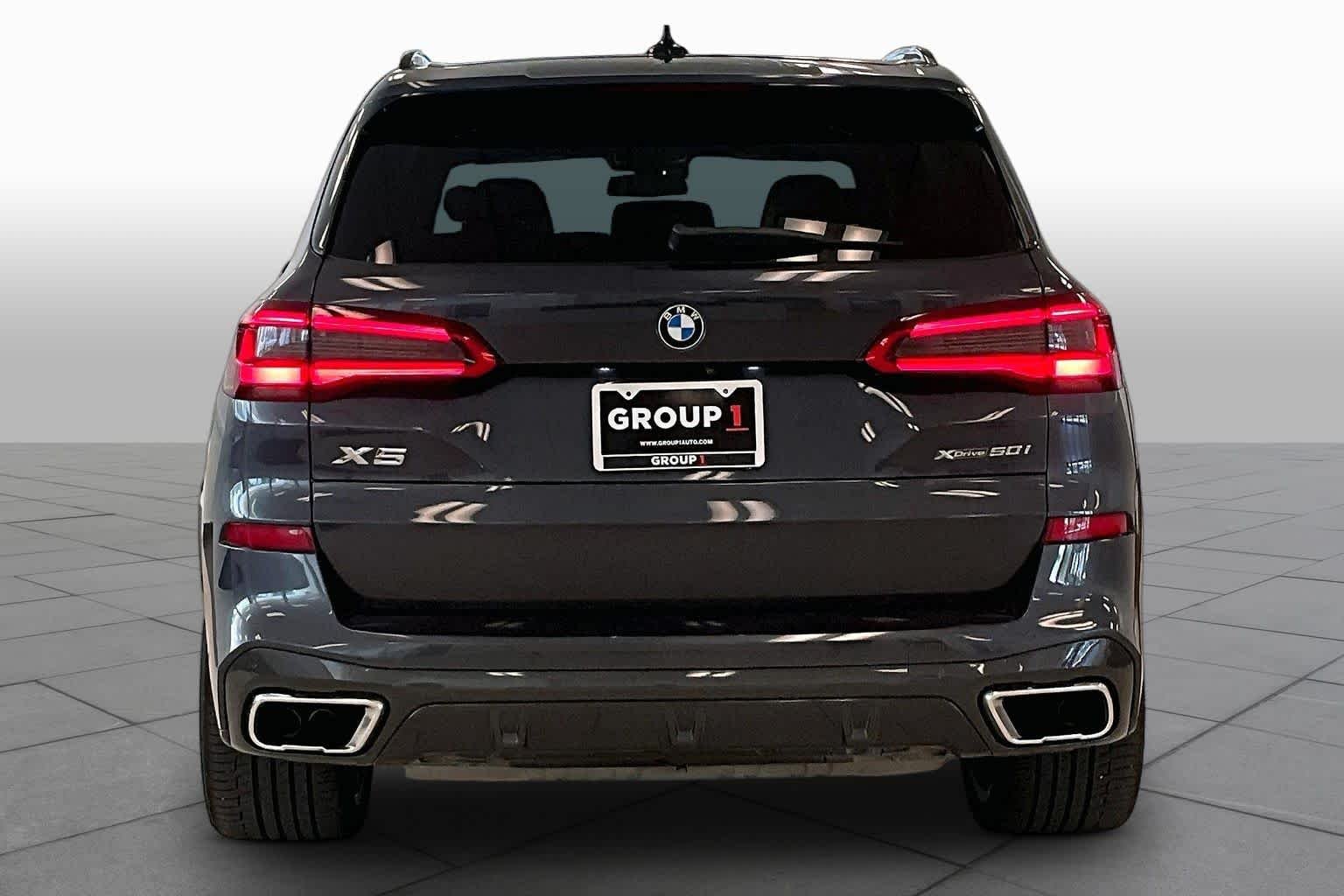 Used 2019 Arctic Gray Metallic BMW xDrive50i image 4
