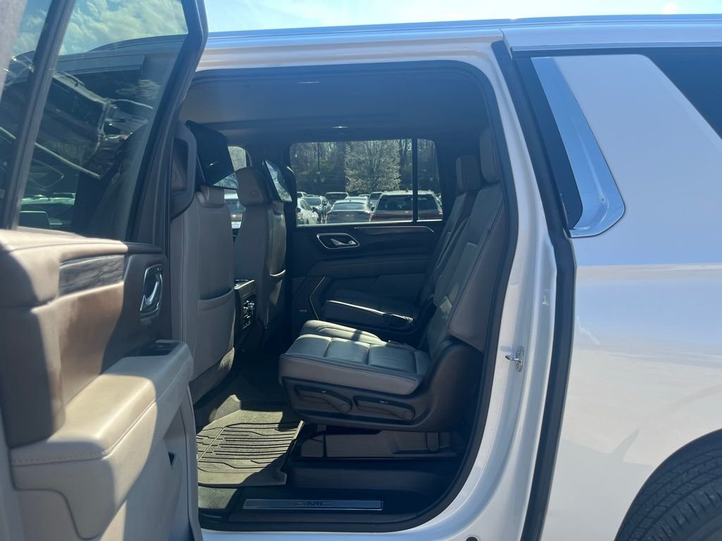 Used 2021 White Frost GMC SLT image 30