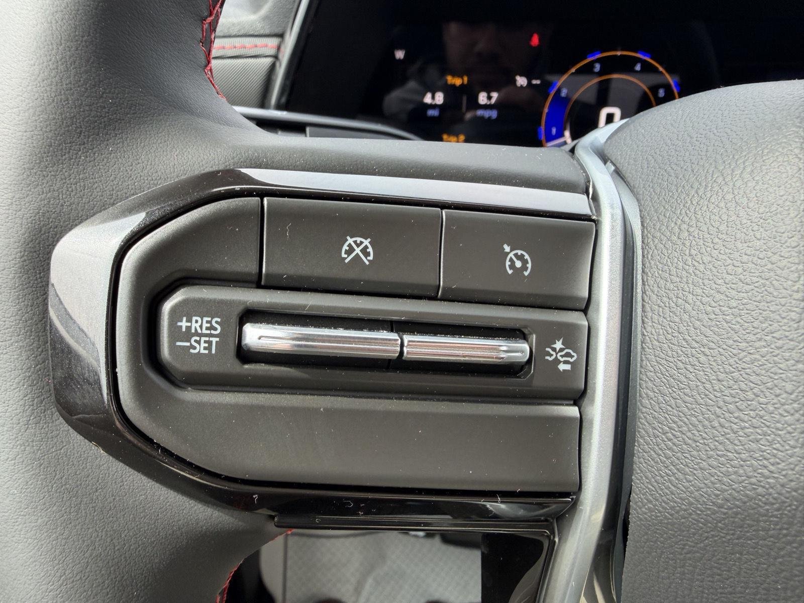 2026 Chevrolet Colorado Z71 - Photo 14