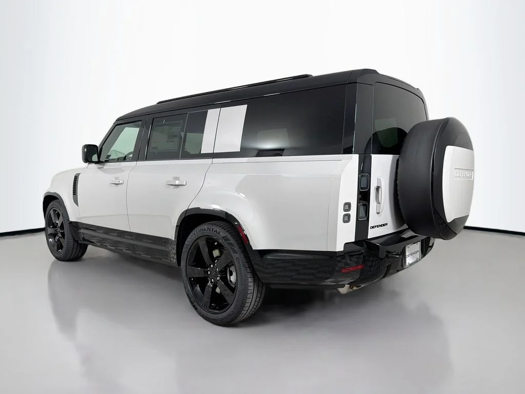 New 2026 Borasco Grey Land Rover X-Dynamic SE image 7