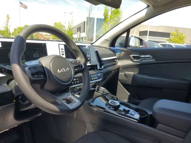 2025 Kia Sportage LX Hybrid - Photo 11