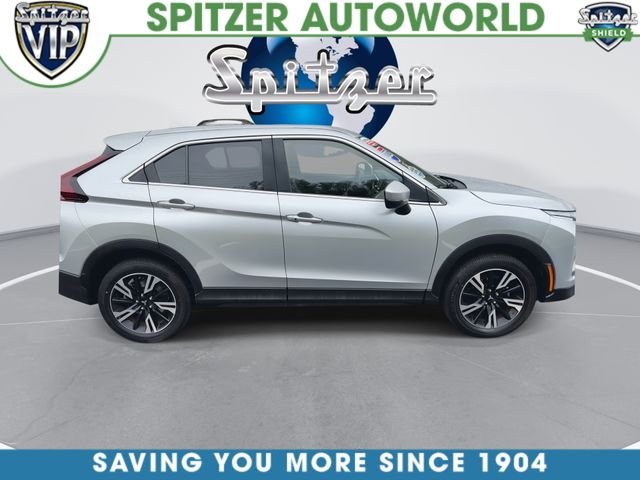 Used 2025  Mitsubishi SE image 10