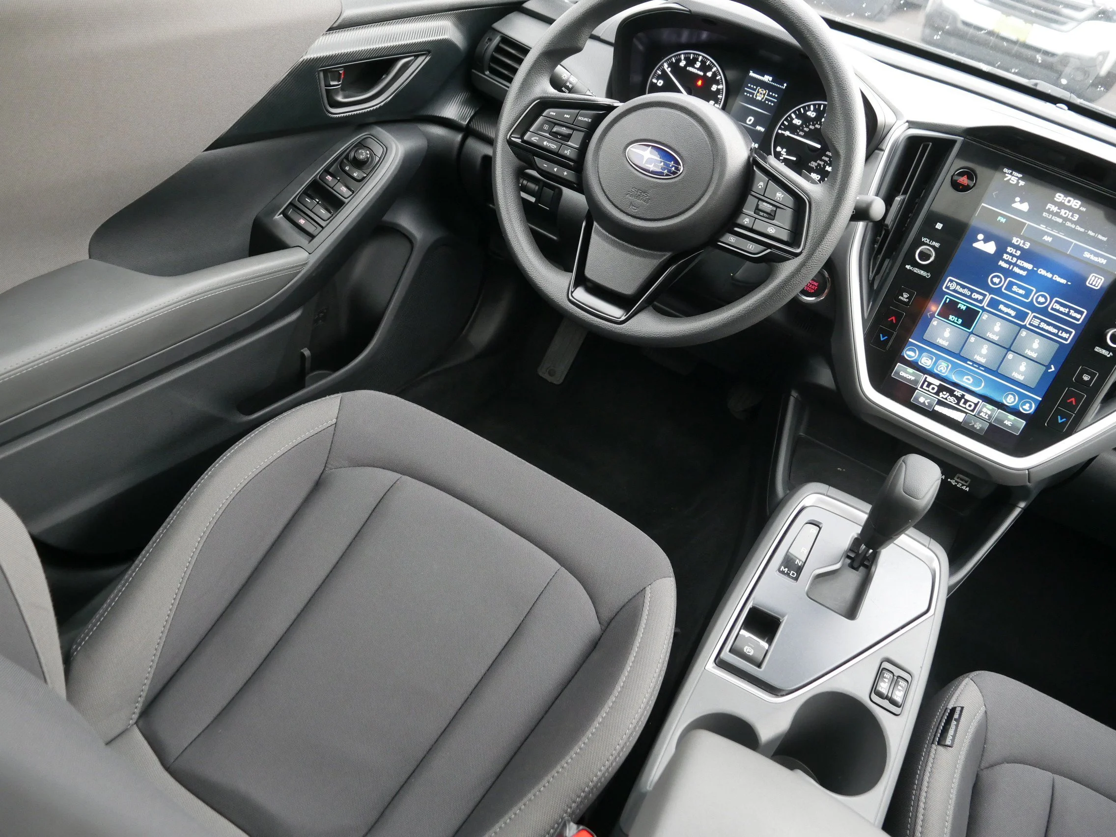 Used 2025 Magnetite Gray Metallic Subaru Premium image 9