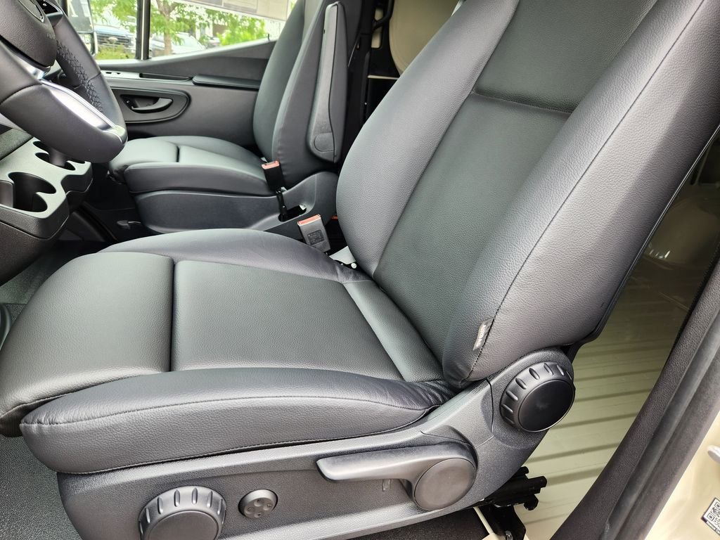 New 2026 Pebble Grey Mercedes-Benz CARGO image 15