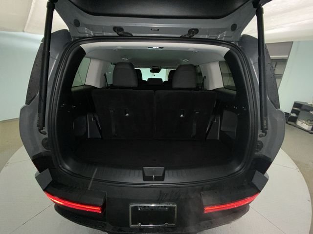 Used 2024 Gray Hyundai SE image 24