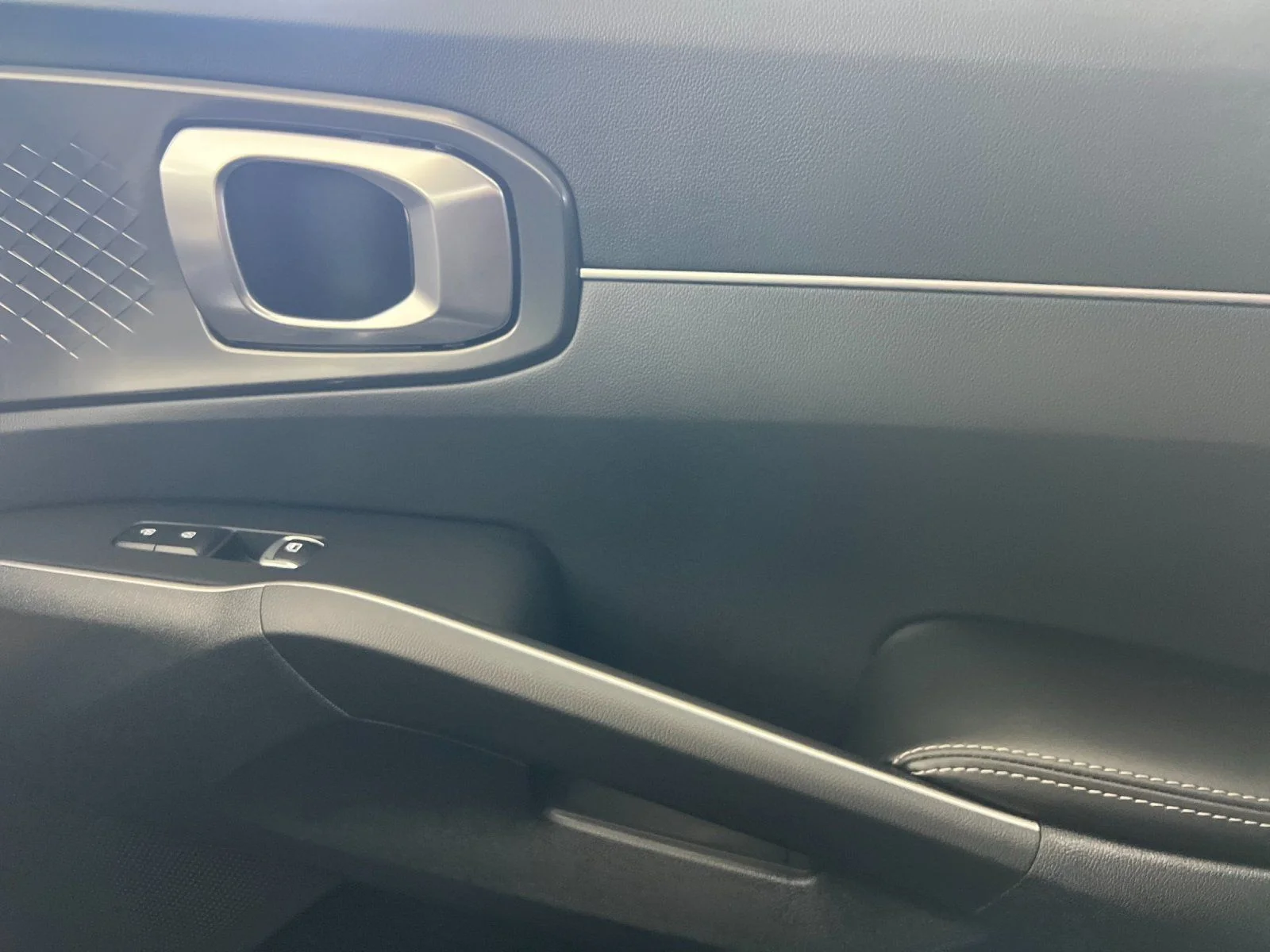 New 2026 White Kia LX image 20
