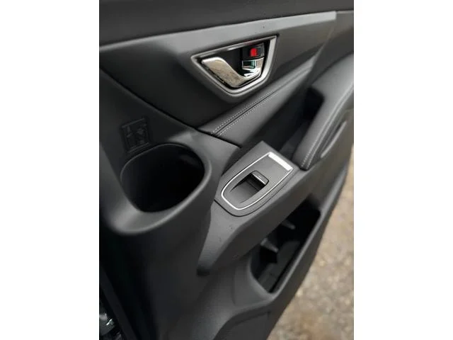 New 2026 ICE SILVER METALLIC Subaru Limited 7-Passenger image 46