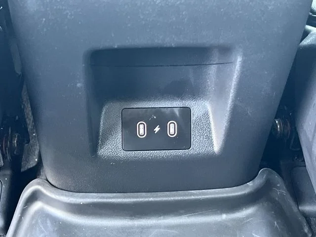 Used 2025 White Hyundai SEL Convenience image 39