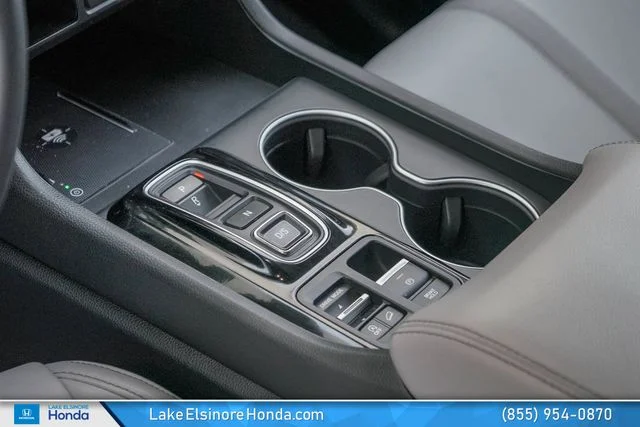Used 2025 Platinum White Pearl Honda Touring image 23