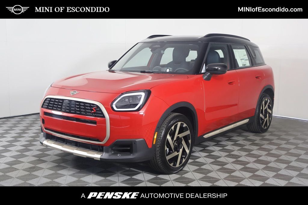 Used 2025 Red MINI  image 1