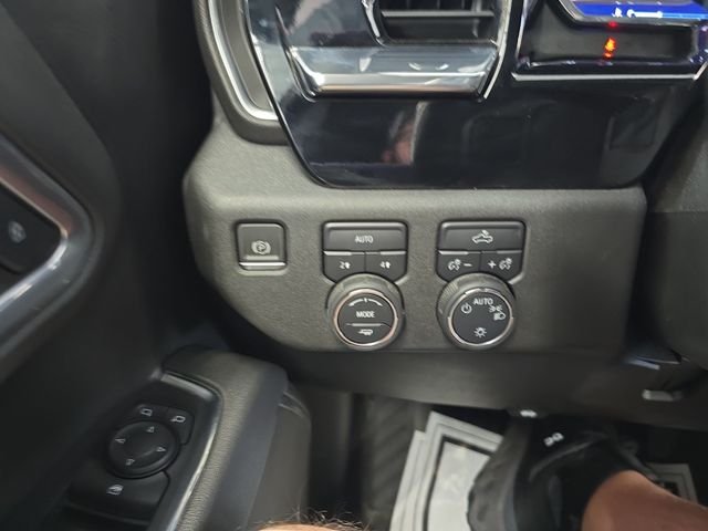Used 2023 Gray Chevrolet LT image 21