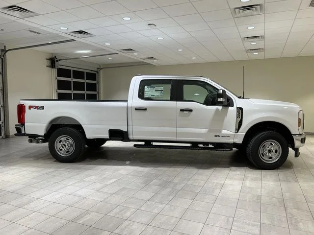 New 2026 Oxford White Ford F-350® XL image 6