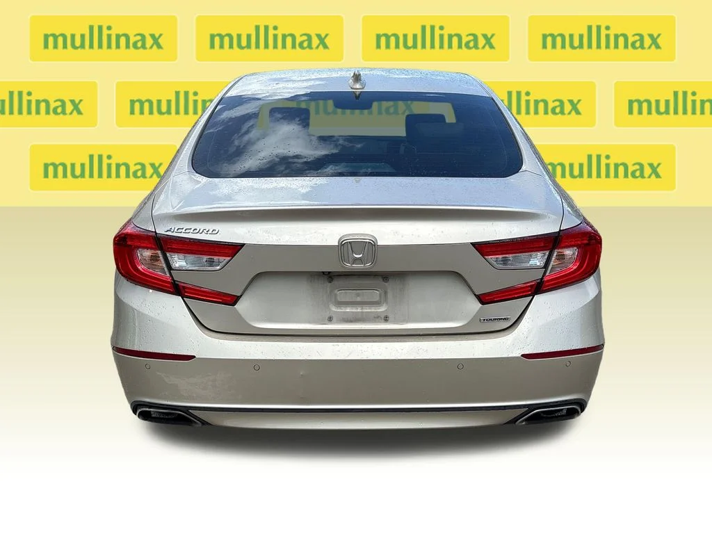 Certified Used 2018 Beige Honda Touring image 7