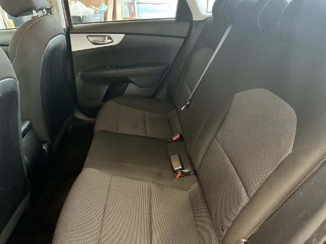 Used 2023 Red Kia LXS image 32
