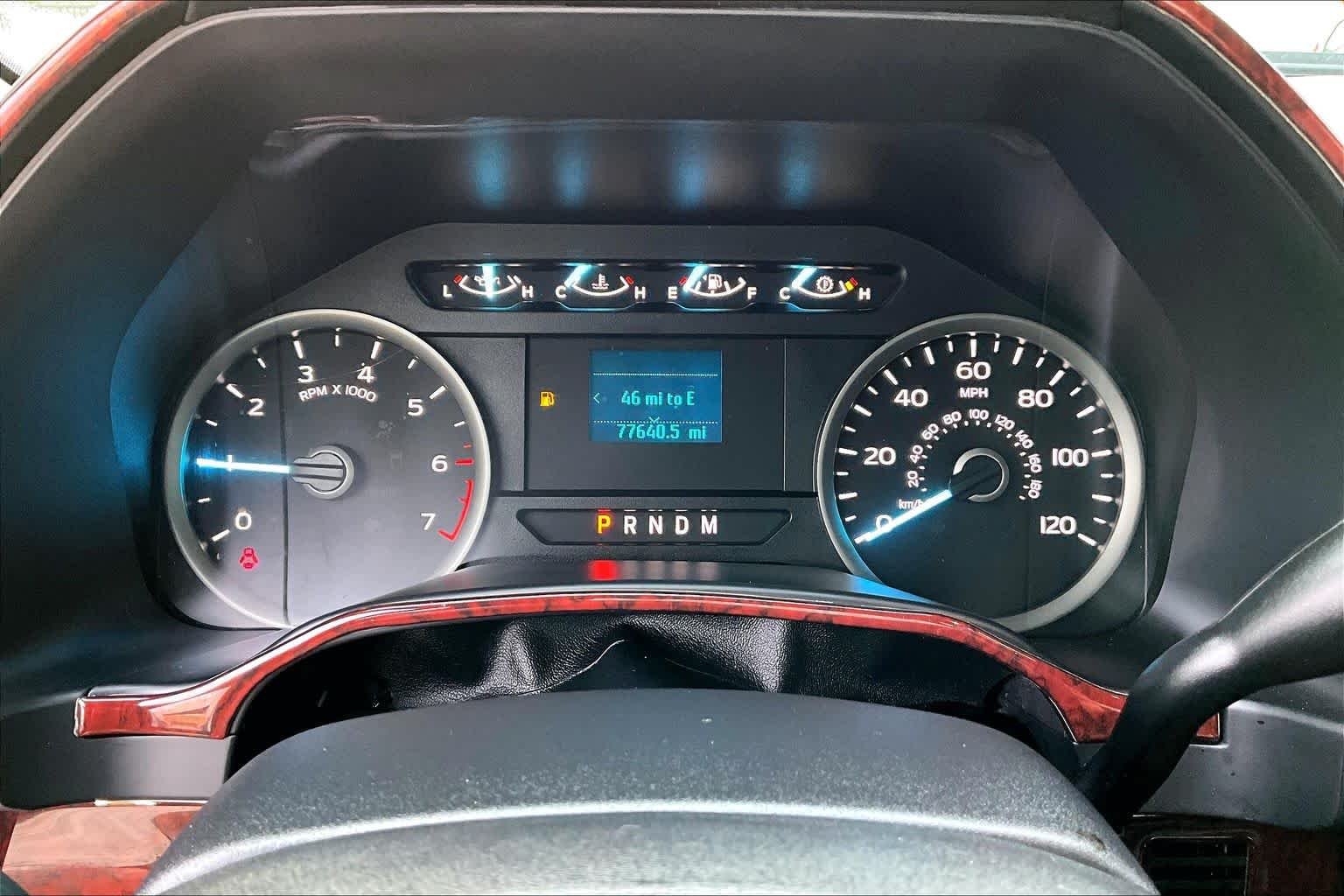 Used 2019 Oxford White Ford XLT image 24