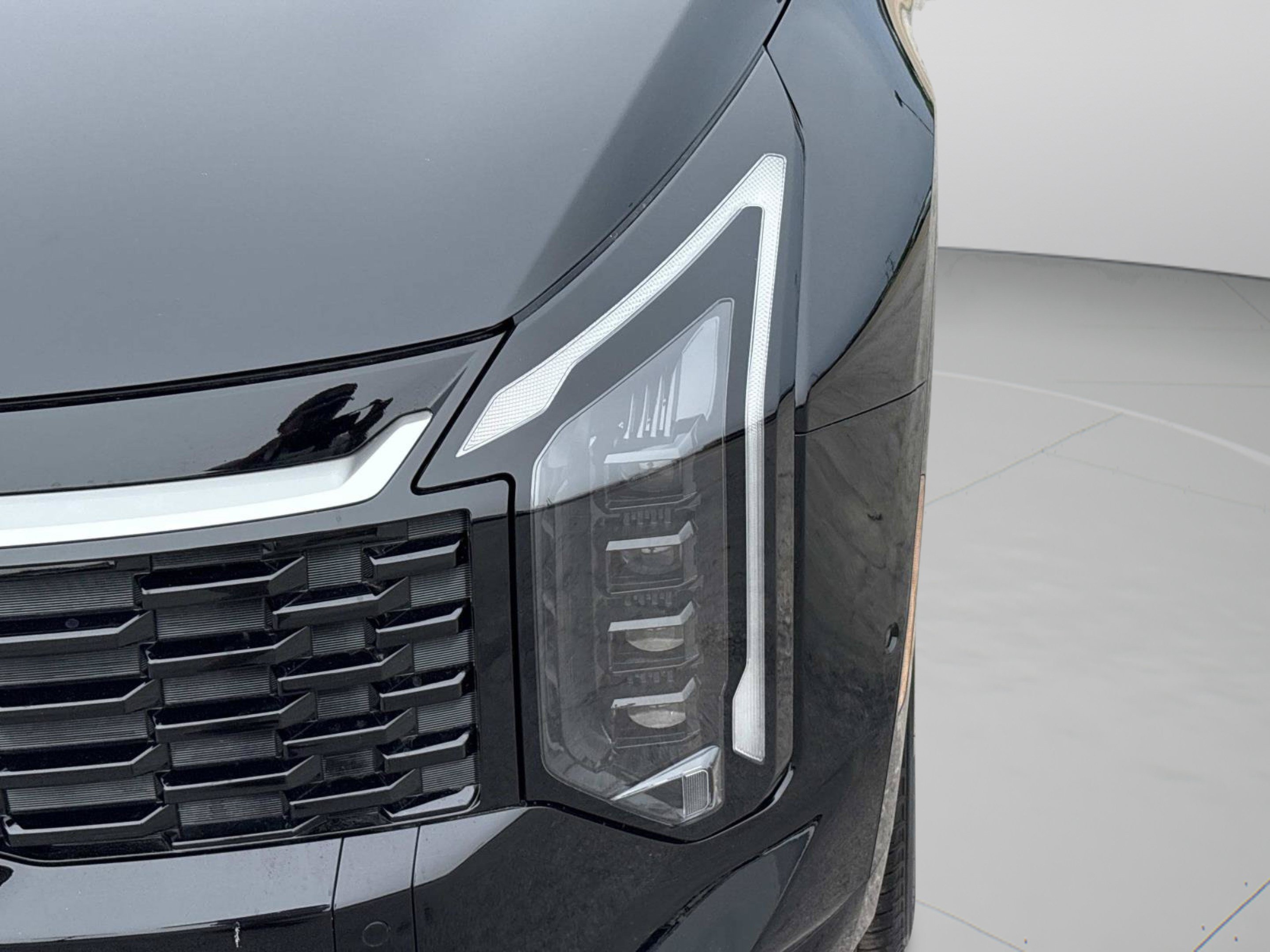 New 2027 Ebony Black Kia SX Prestige image 34