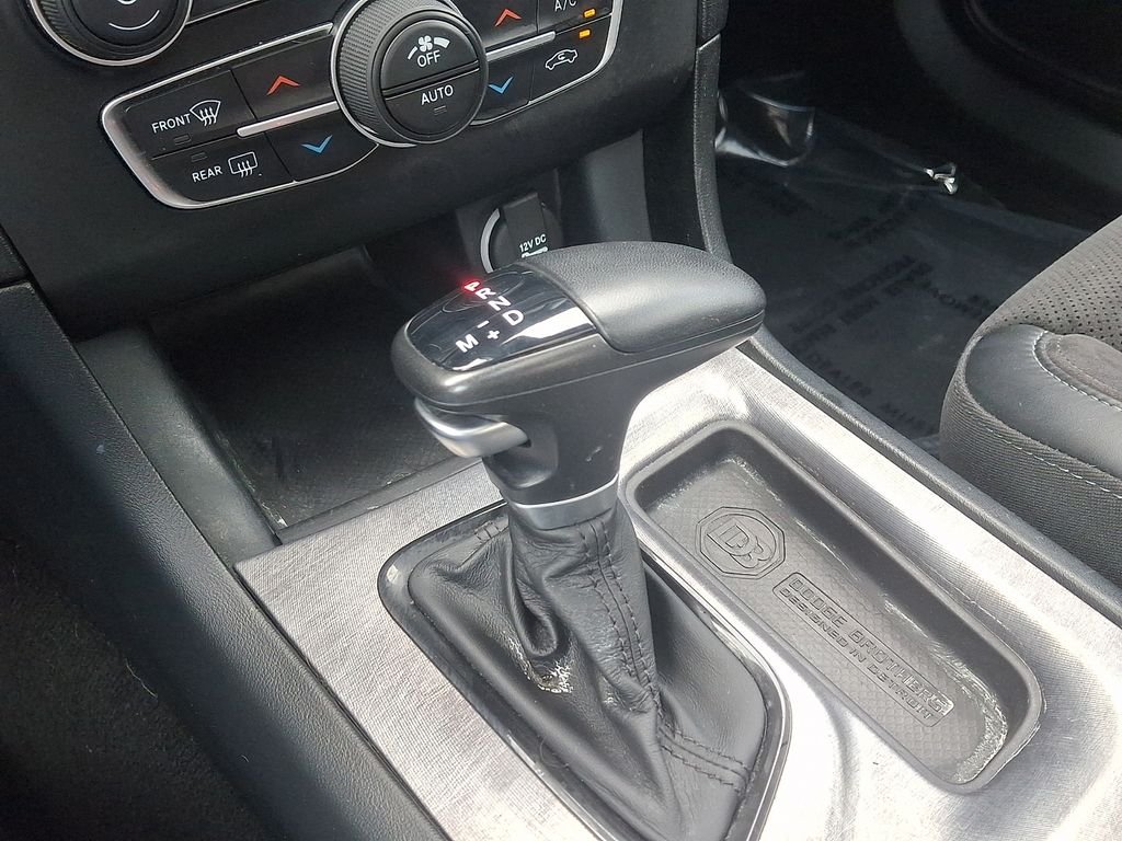 Used 2023 Plum Dodge R/T Scat Pack image 15
