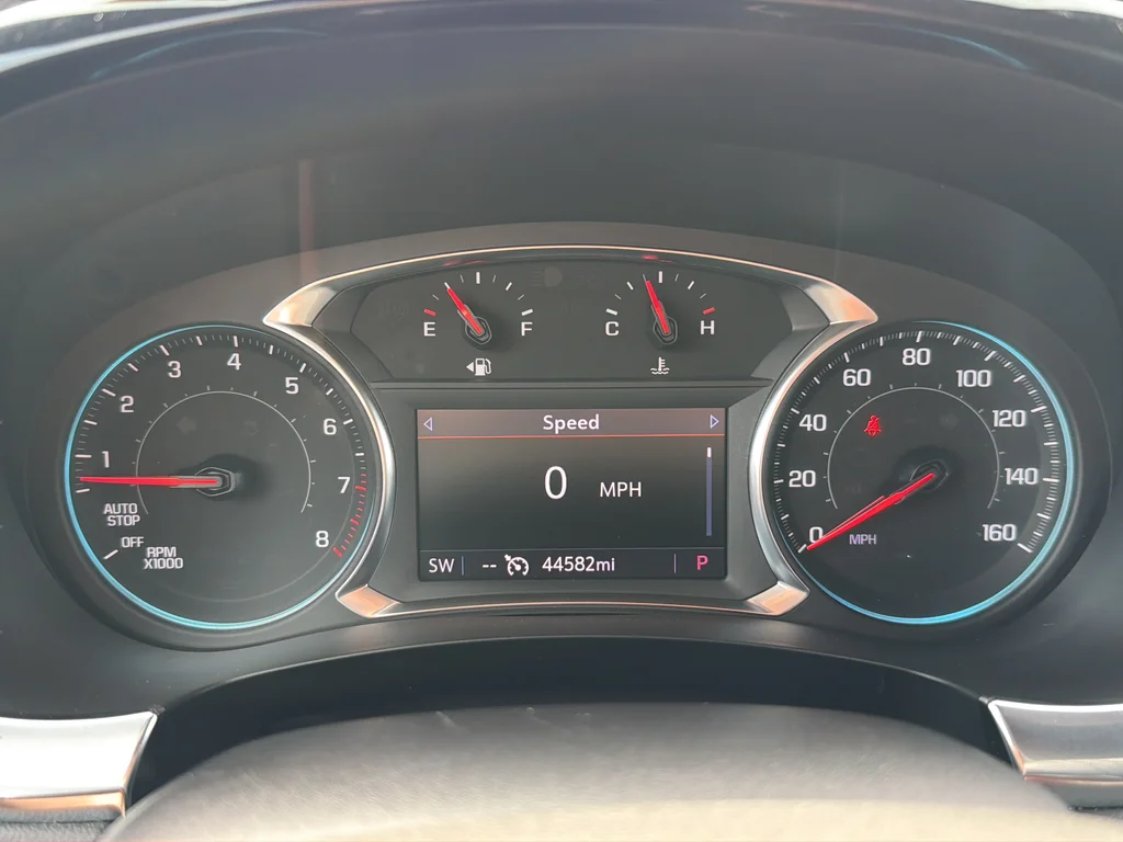 Used 2023 Blue Chevrolet LT image 13
