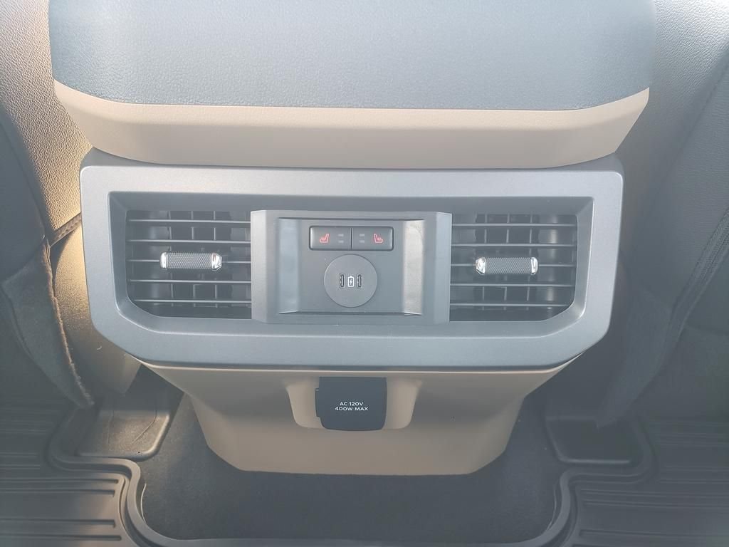 New 2026 Avalanche Ford F-250® Lariat® image 13