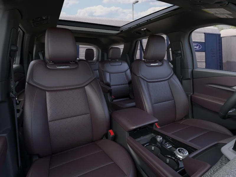 New 2026 Star White Metallic Tri-Coat Ford Platinum™ image 33
