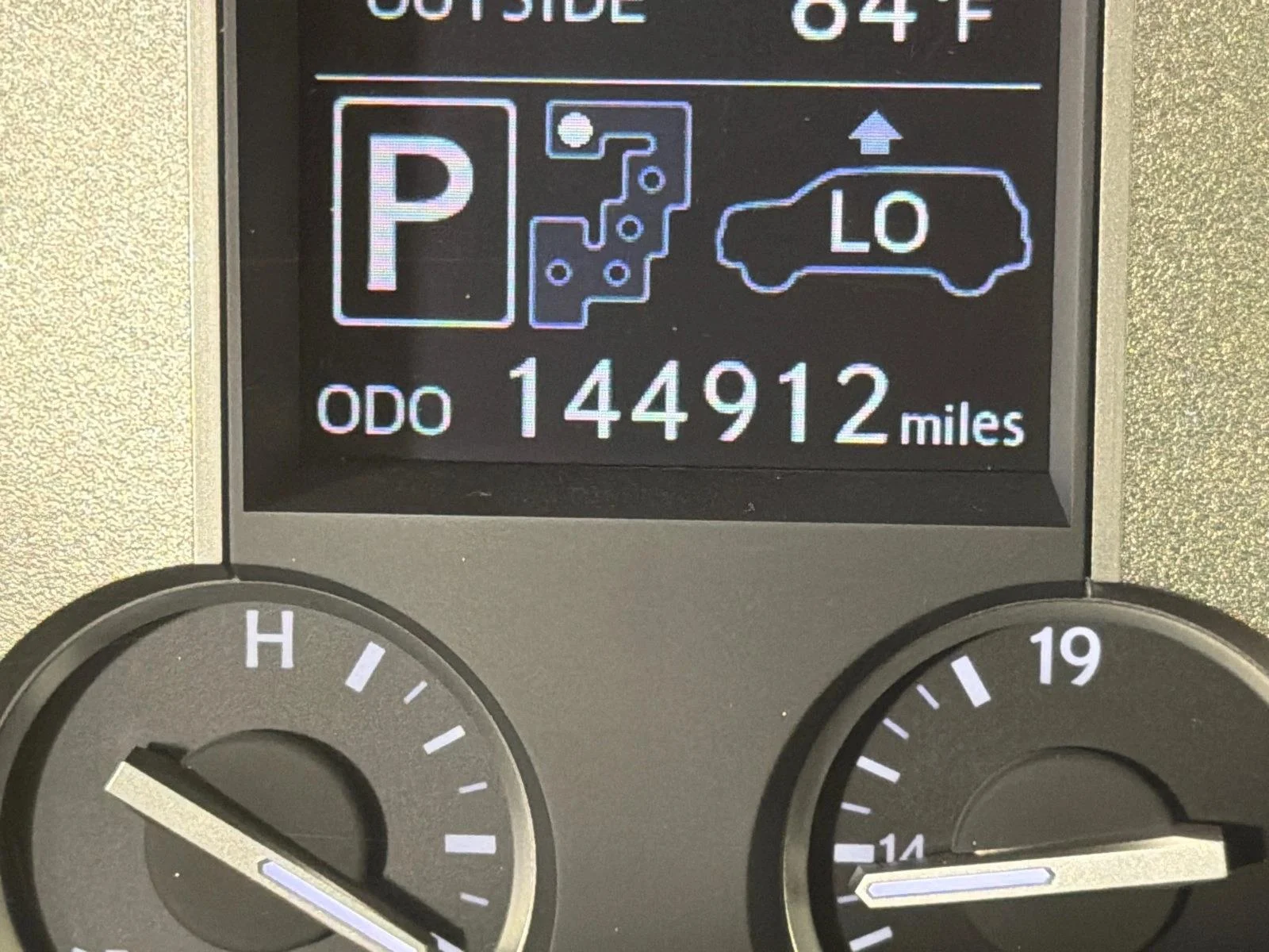 Used 2013 Starfire Pearl Lexus  image 30