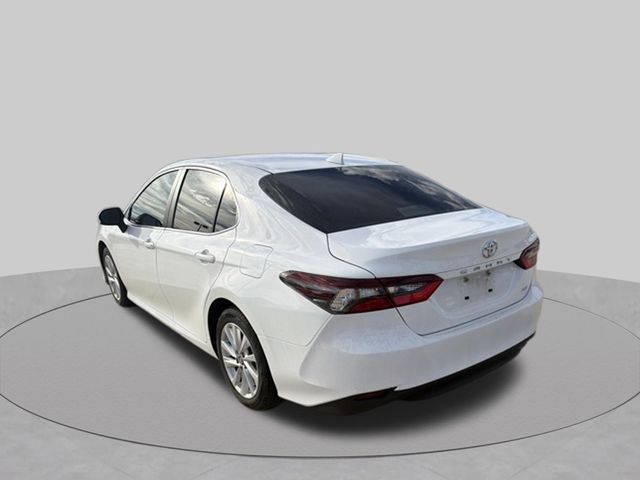 Used 2023 White Toyota LE image 4