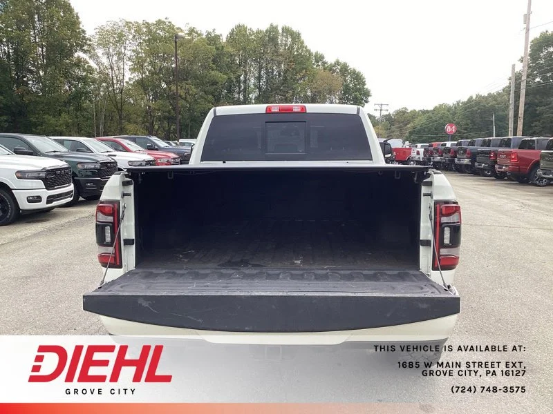 Used 2022 White Ram Laramie image 17