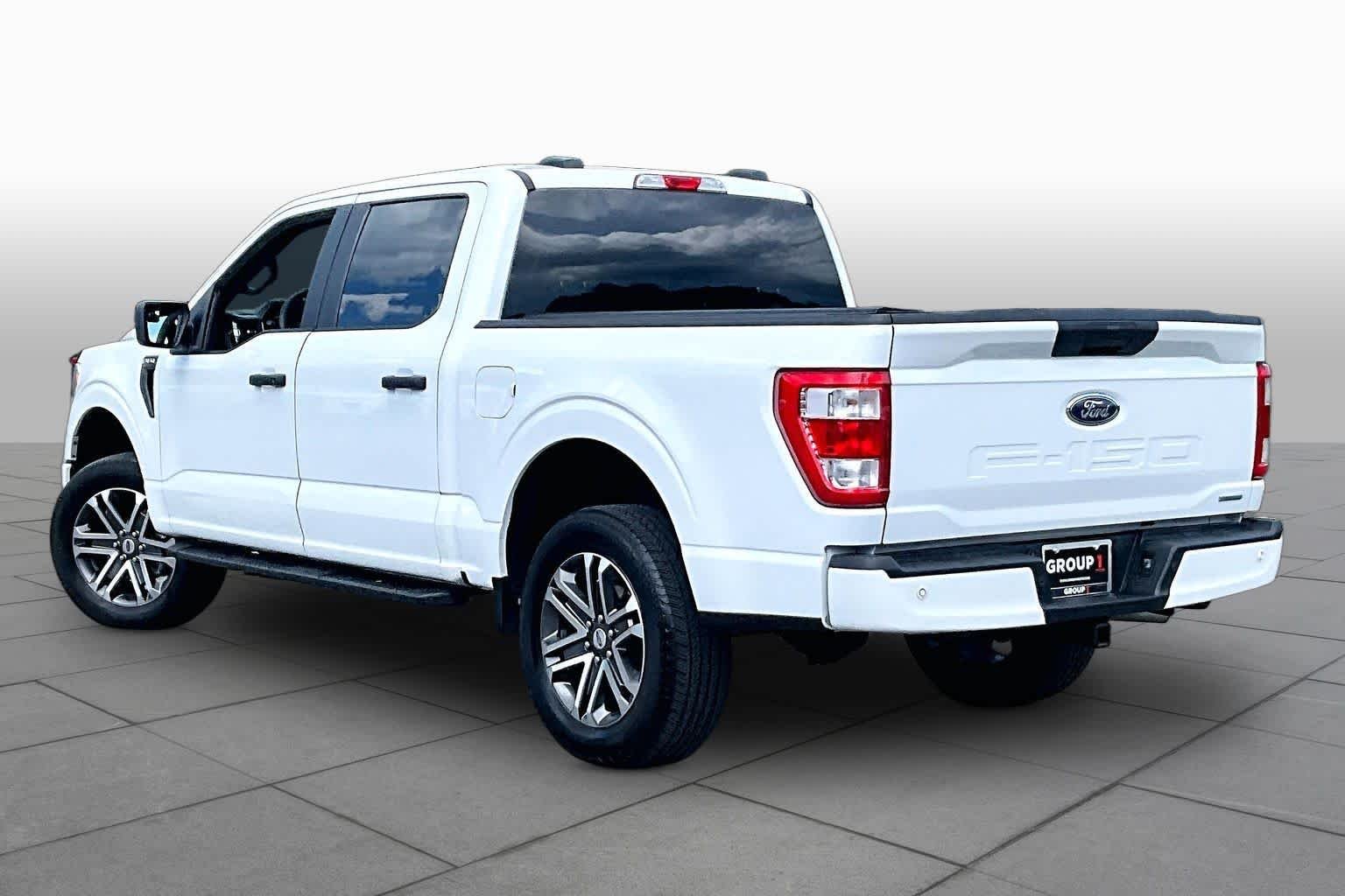 Used 2022 Oxford White Ford XL image 12