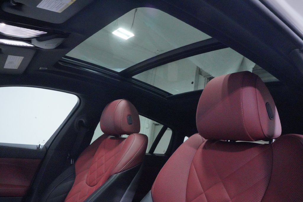 Certified Used 2024 Alpine White BMW xDrive40i image 9
