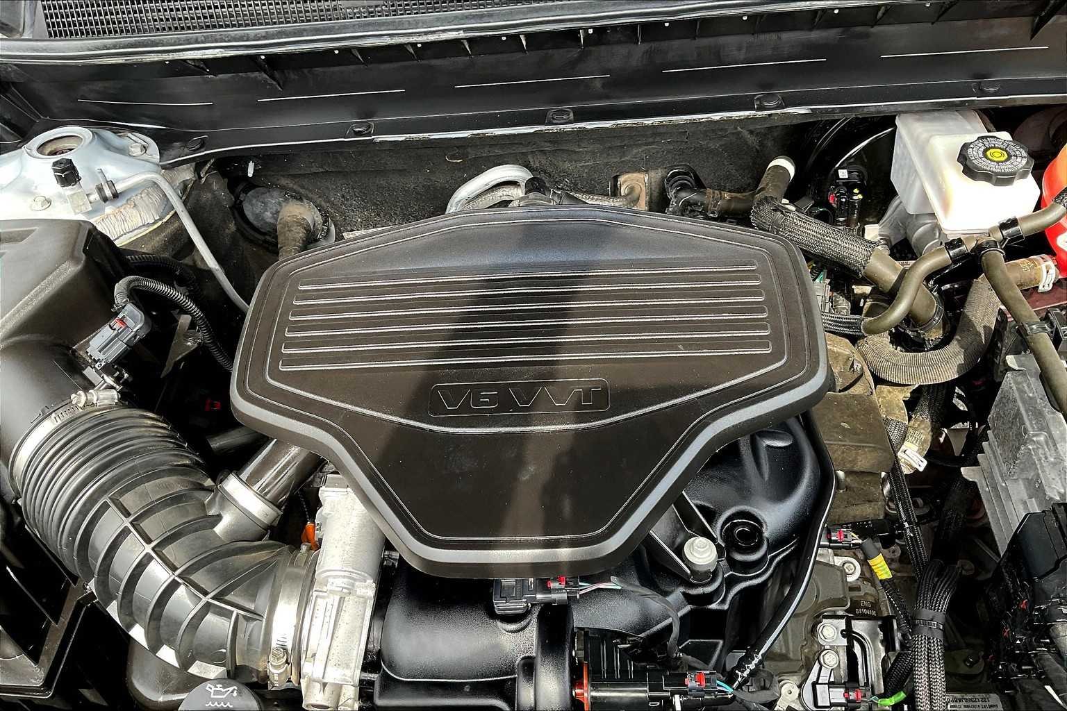 Used 2022 Satin Steel Metallic GMC Denali image 31