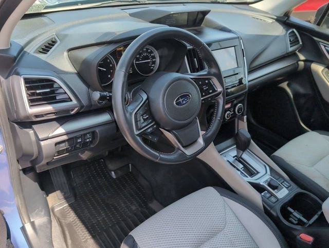 Used 2020 Blue Subaru Premium image 10